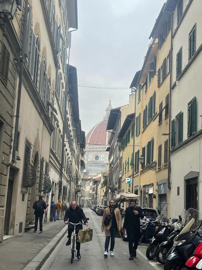 Florence street scene with the Duomo